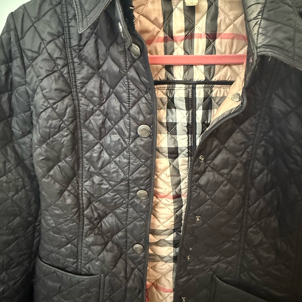 Burberry Black Quilted Jacket - Picture 2 of 4